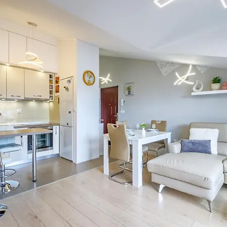 Bela ***** Apartman